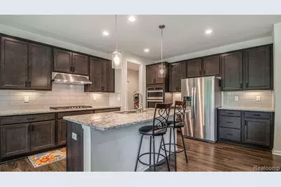 28320 Verona, Novi, MI 48377 - Photo 3