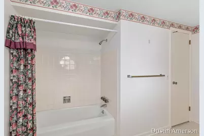 2656 Vassar Drive SE, Grand Rapids, MI 49506 - Photo 17