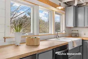 15058 Stickney Ridge Rd, Grand Haven, MI 49417 - Photo 7