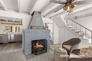 15058 Stickney Ridge Rd, Grand Haven, MI 49417 - Photo 13