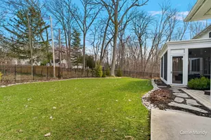 2725 Beechwood Dr SE, Grand Rapids, MI 49506 - Photo 5