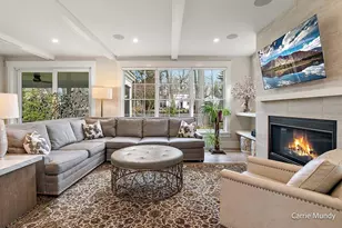 2725 Beechwood Dr SE, Grand Rapids, MI 49506 - Photo 19