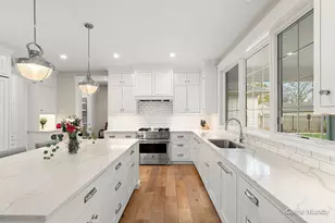 2725 Beechwood Dr SE, Grand Rapids, MI 49506 - Photo 15