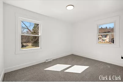 320 Roberta Jayne Drive, Lowell, MI 49331 - Photo 13