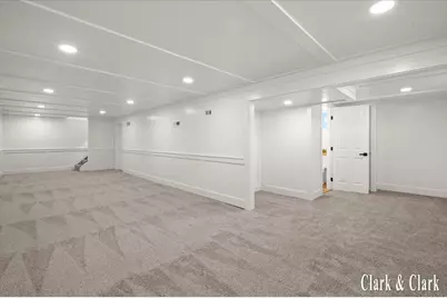 320 Roberta Jayne Drive, Lowell, MI 49331 - Photo 17