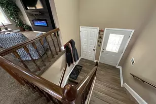 1535 Kings Crown, Wixom, MI 48393 - Photo 5