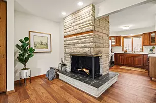 301 Woodland Dr, Buchanan, MI 49107 - Photo 7