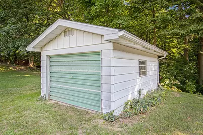 301 Woodland Drive, Buchanan, MI 49107 - Photo 39