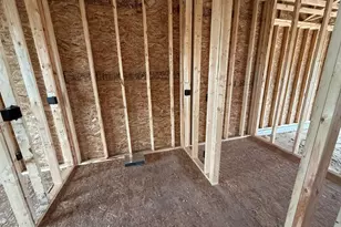 10124 Strawberry Ln, Zeeland, MI 49464 - Photo 13