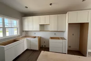 10124 Strawberry Ln, Zeeland, MI 49464 - Photo 3