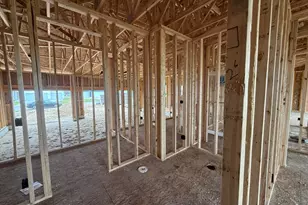 10124 Strawberry Ln, Zeeland, MI 49464 - Photo 11