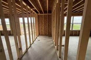 10124 Strawberry Ln, Zeeland, MI 49464 - Photo 15