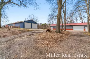 9374 S M-43 Hwy, Delton, MI 49046 - Photo 31