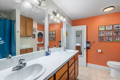 334 Central Avenue, Holland, MI 49423 - Photo 15