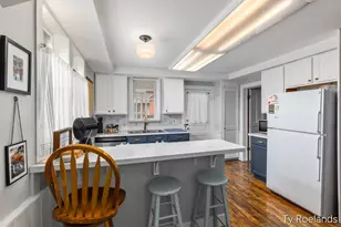 334 Central Ave, Holland, MI 49423 - Photo 9