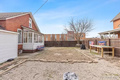 334 Central Avenue, Holland, MI 49423 - Photo 27