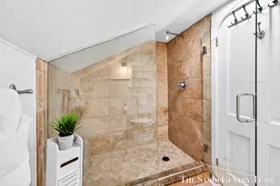 209 Clinton Ave, Grand Haven, MI 49417 - Photo 37