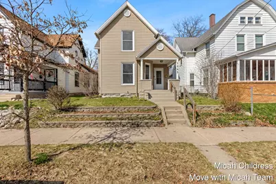 1045 Jackson Street NW, Grand Rapids, MI 49504 - Photo 1