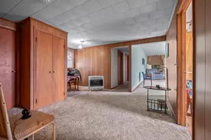 104 McClellan St, Hillsdale, MI 49242 - Photo 33