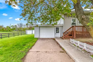 104 McClellan St, Hillsdale, MI 49242 - Photo 21