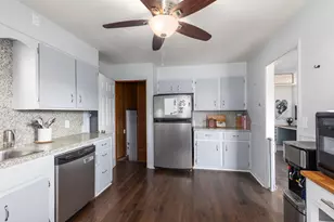 131 Oak St, Wayland, MI 49348 - Photo 9