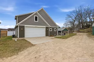 8563 Je-NE-Be Dr NE, Rockford, MI 49341 - Photo 47