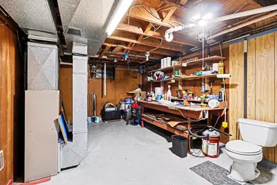 2424 Nichols Road, Kalamazoo, MI 49004 - Photo 11