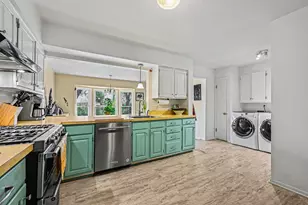 240 N Clubview Dr, Ypsilanti, MI 48197 - Photo 9