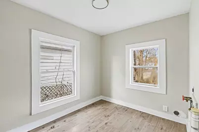 905 N Sycamore Street, Lansing, MI 48906 - Photo 7