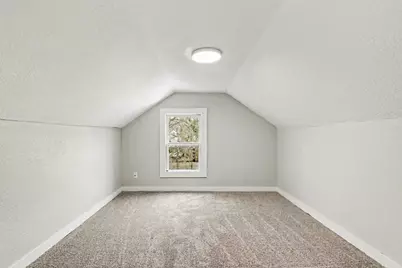 905 N Sycamore Street, Lansing, MI 48906 - Photo 17