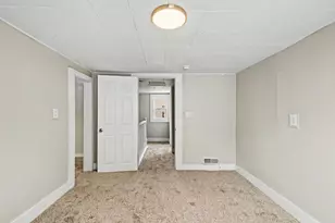 905 N Sycamore St, Lansing, MI 48906 - Photo 19