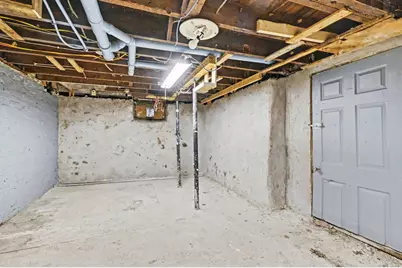 905 N Sycamore Street, Lansing, MI 48906 - Photo 23