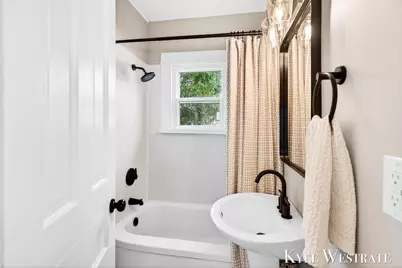 225 W Marshall Street, Hastings, MI 49058 - Photo 15