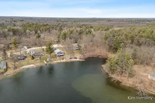 12636 Point Dr, Gowen, MI 49326 - Photo 29