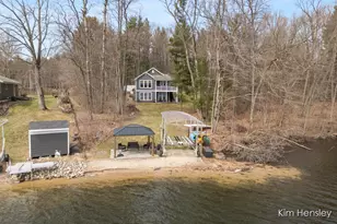 12636 Point Dr, Gowen, MI 49326 - Photo 27