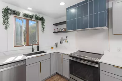 6810 N Territorial Road, Plymouth, MI 48170 - Photo 11