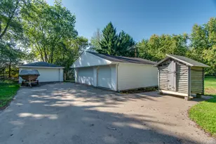 6810 N Territorial Rd, Plymouth, MI 48170 - Photo 33