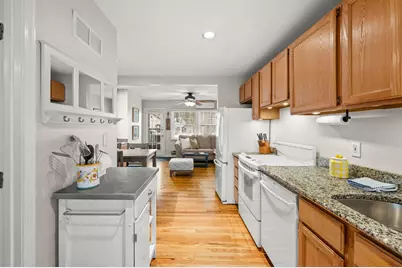 15577 Victor Road #5, Union Pier, MI 49129 - Photo 11