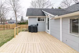 553 W Middle St, Chelsea, MI 48118 - Photo 25