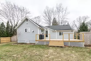 553 W Middle St, Chelsea, MI 48118 - Photo 29