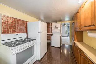 128 1st St, Milan, MI 48160 - Photo 9