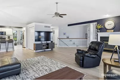 6807 Kenowa Avenue SW, Grandville, MI 49418 - Photo 7