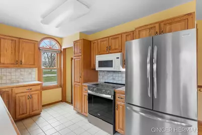 7708 Hazel Drive, Jenison, MI 49428 - Photo 17