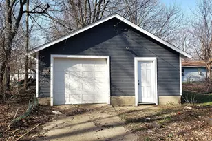 227 Church St, Coldwater, MI 49036 - Photo 9