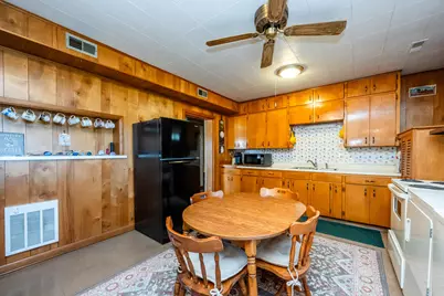 7081 W US 12 Highway, Three Oaks, MI 49128 - Photo 11