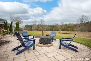 13783 Harrington Lndg, Holland, MI 49424 - Photo 3