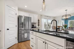 13783 Harrington Lndg, Holland, MI 49424 - Photo 15