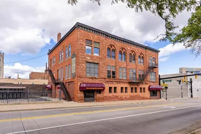 100 W Washington Avenue, Jackson, MI 49201 - Photo 3