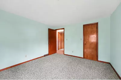 1728 Vinecroft Street NW, Grand Rapids, MI 49544 - Photo 11