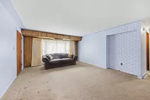 1728 Vinecroft St NW, Grand Rapids, MI 49544 - Photo 5